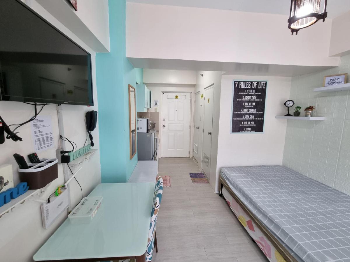 4 Pax Tagaytay Prime Staycation Wifi Netflix And Light Cooking Free Viewdeck タガイタイ エクステリア 写真